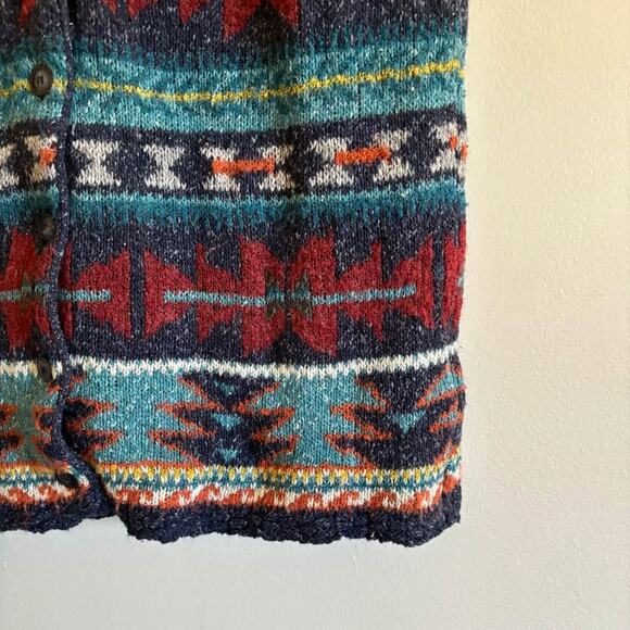 Aztec Sweater Vest Womens Size L /XL Multicolor Button Up Wool Blend - Picture 2 of 7